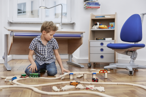 Kinderschreibtisch Winner und Kinderdrehstuhl Maximo