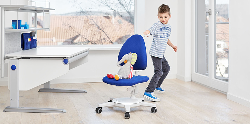 moll_shooting_2017-02-01_bildnr_569_2017-03-03_FH-Kopie1 mitwachsende Kindermöbel von moll kinderschreibtische kinderdrehstühle höhenverstellbar neigbar made in germany