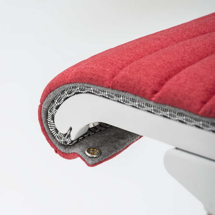 moll unique S6 Detail Polster moll S6 Design Drehstuhl mit Netzbespannung