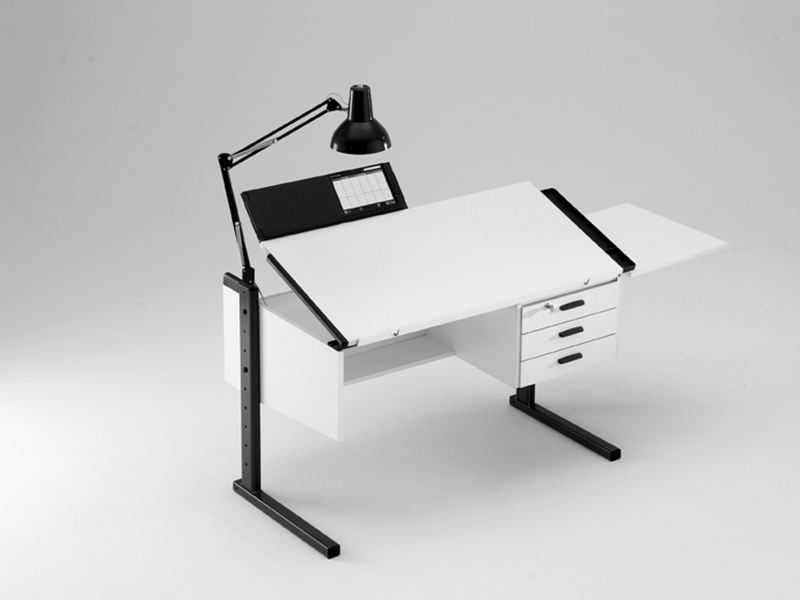 2005 - moll kinderschreibtische kinderdrehstühle historie alte produkte