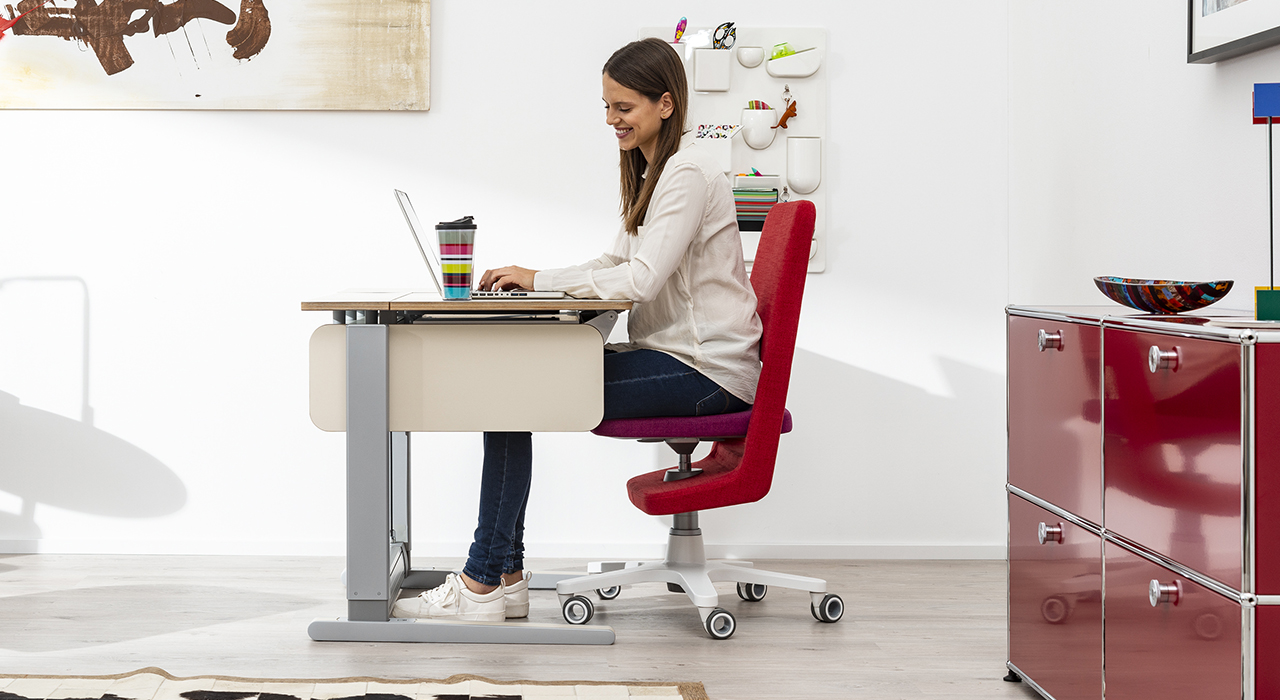 moll-unqiue-T5-2019-Schreibtisch-04