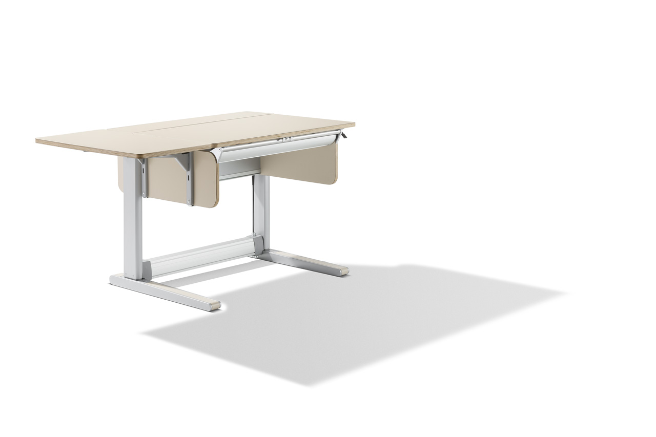 moll-unqiue-T5-2019-Schreibtisch-13