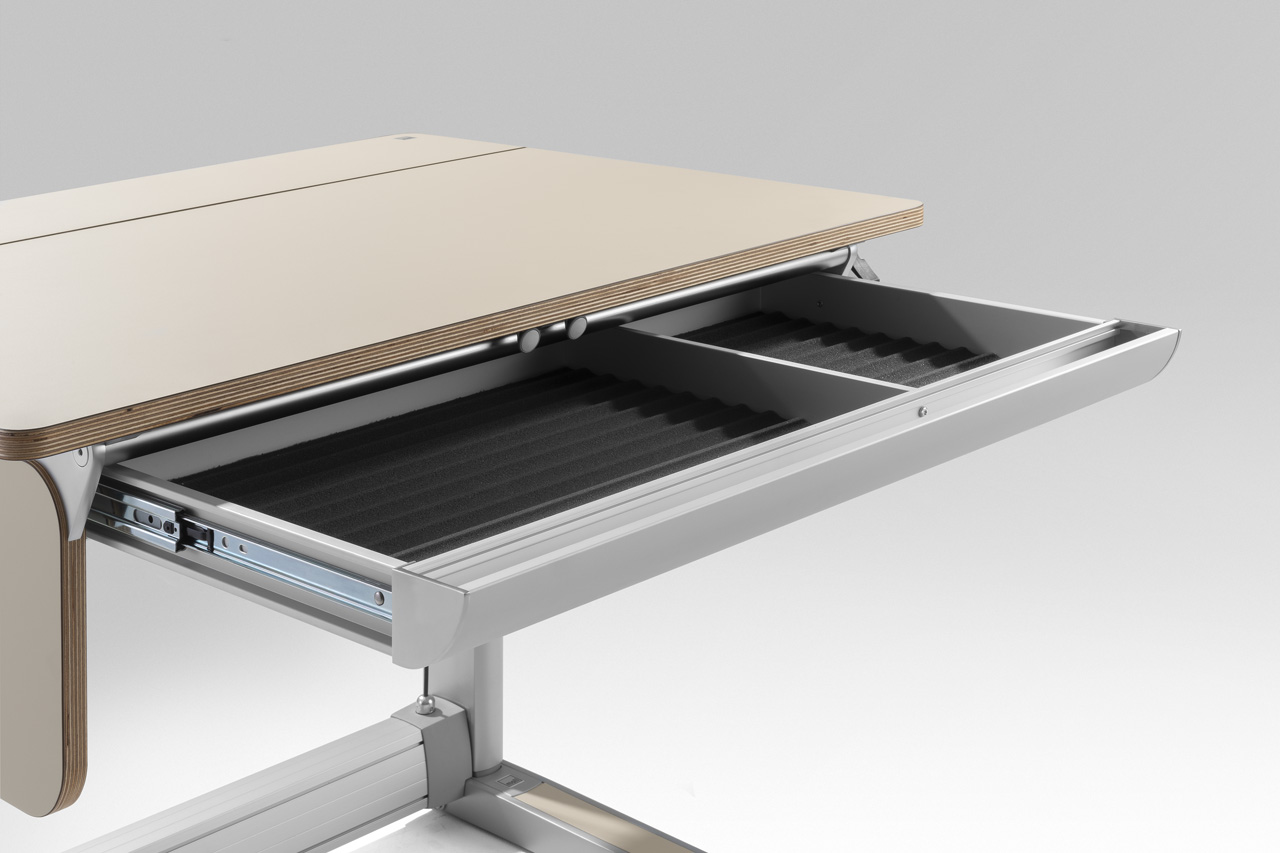 moll-unqiue-T5-2019-Schreibtisch-Detail-26